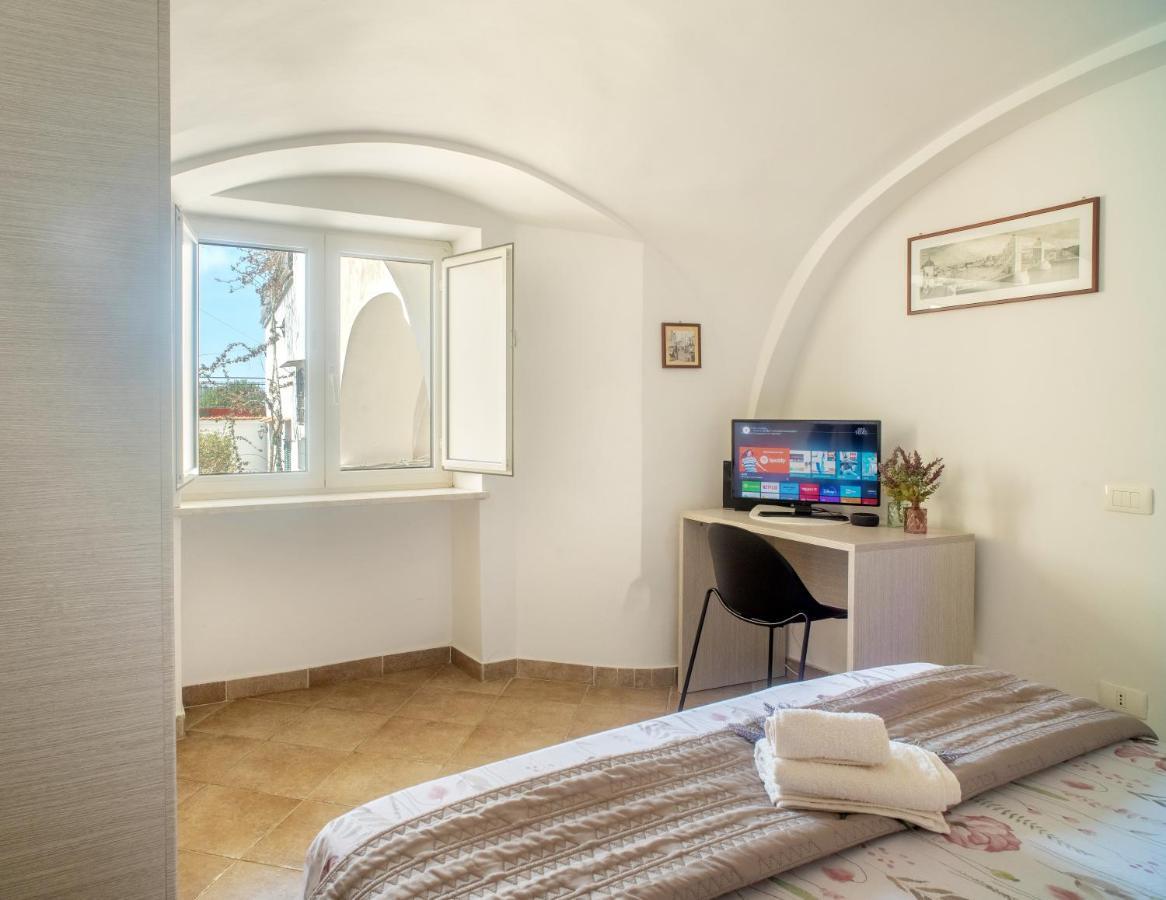 Casa Isetta & La Casetta Degli Dei Massa Lubrense Exteriör bild